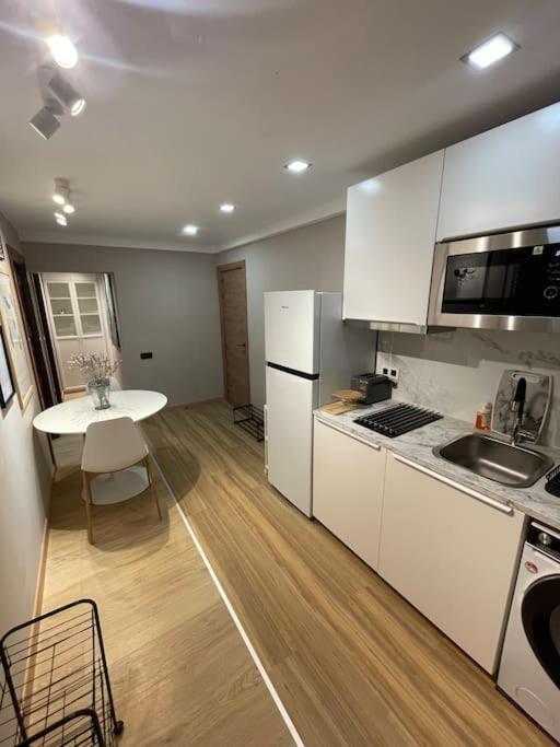 Piso De Dos Dormitorios Con Reforma De Diseno Sant Feliu de Guixols Εξωτερικό φωτογραφία